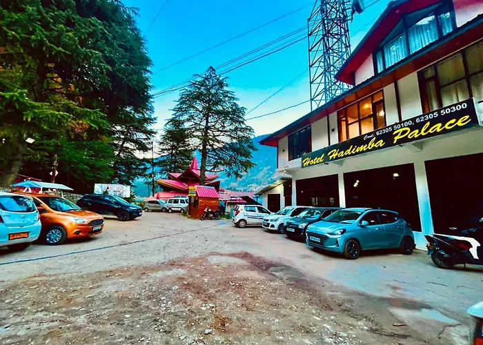 The Royal Hadimba Luxury Stay , Near Mall Road Manali