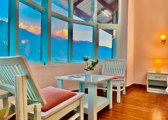 The Royal Hadimba Luxury Stay , Near Mall Road Manali
